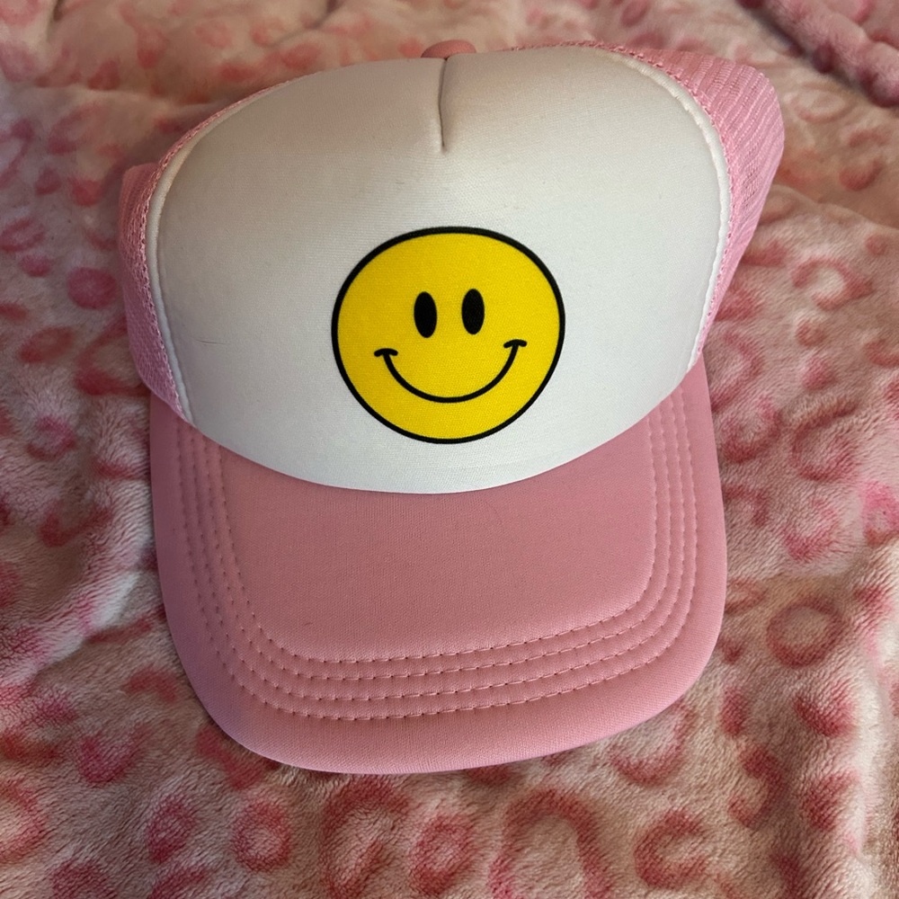 Smiley hat